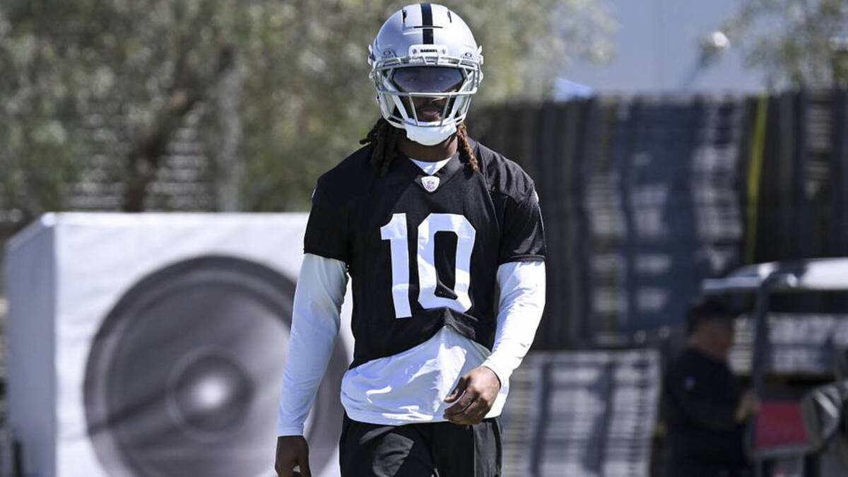  May 28, 2026; Henderson, NV, USA; Las Vegas Raiders wide receiver Dont'e Thornton Jr. (10) runs through a drill during organized team activities at Intermountain Health Performance Center. Mandatory Credit: Candice Ward-Imagn Images | Candice Ward-Imagn Images 