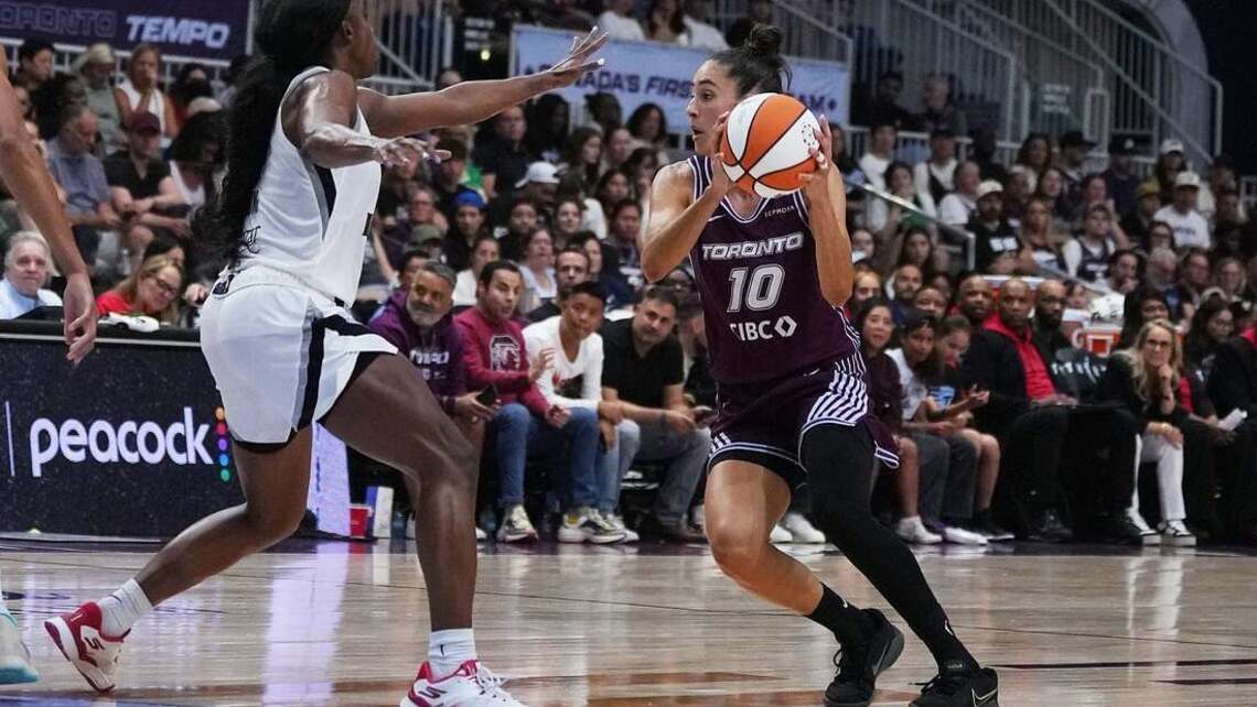 A'ja Wilson, Jackie Young guide Aces to rout of Tempo