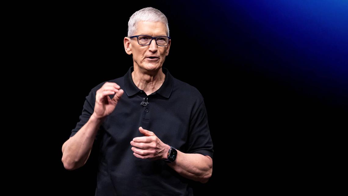 Apple target raised to $400 as Wedbush bets big on AI future 