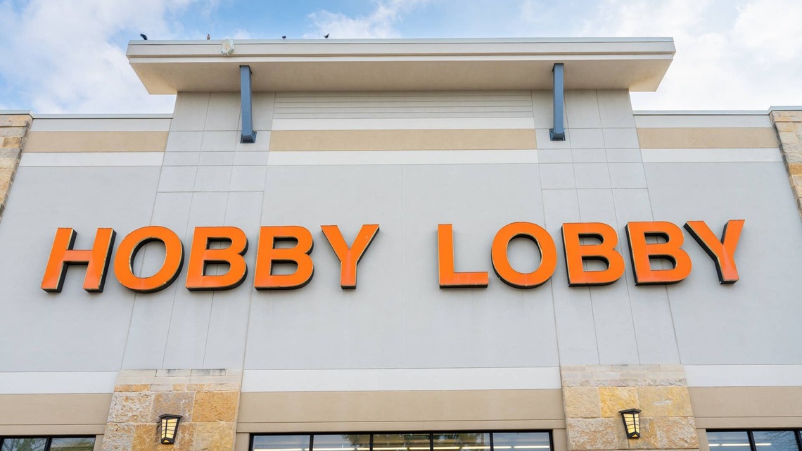 Hobby Lobby's Vibrant Chinoiserie Ceramic Dog Figurine Is Giving Family Heirloom Vibes 