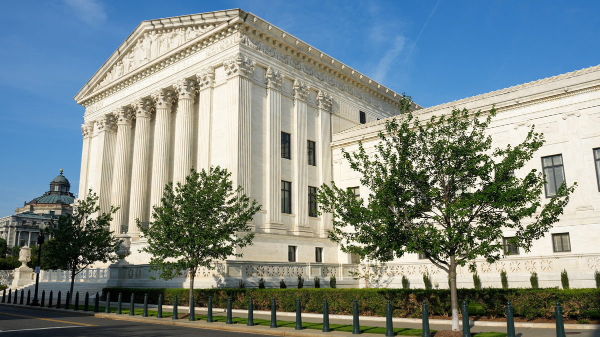 The Supreme Court of the United States, ahead of hearings to take place, in Washington, D.C., U.S. June 11, 2026. REUTERS/Ken Cedeno