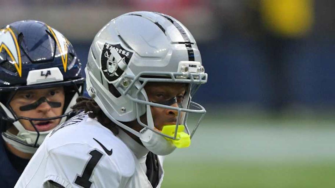  Nov 30, 2025; Inglewood, California, USA; Las Vegas Raiders wide receiver Tre Tucker (1) makes a catch against the Los Angeles Chargers during the first half at SoFi Stadium. Mandatory Credit: Jayne Kamin-Oncea-Imagn Images | Jayne Kamin-Oncea-Imagn Images 