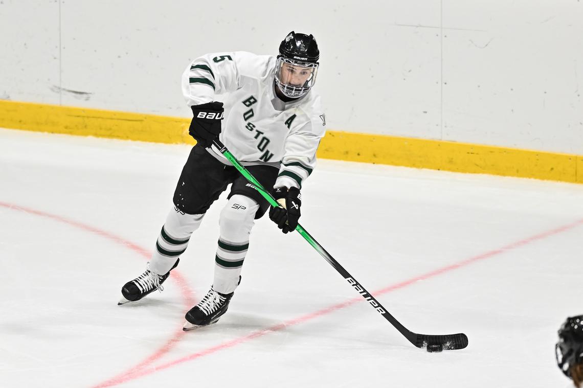  Megan KellerPhoto by Minas Panagiotakis/Getty Images 