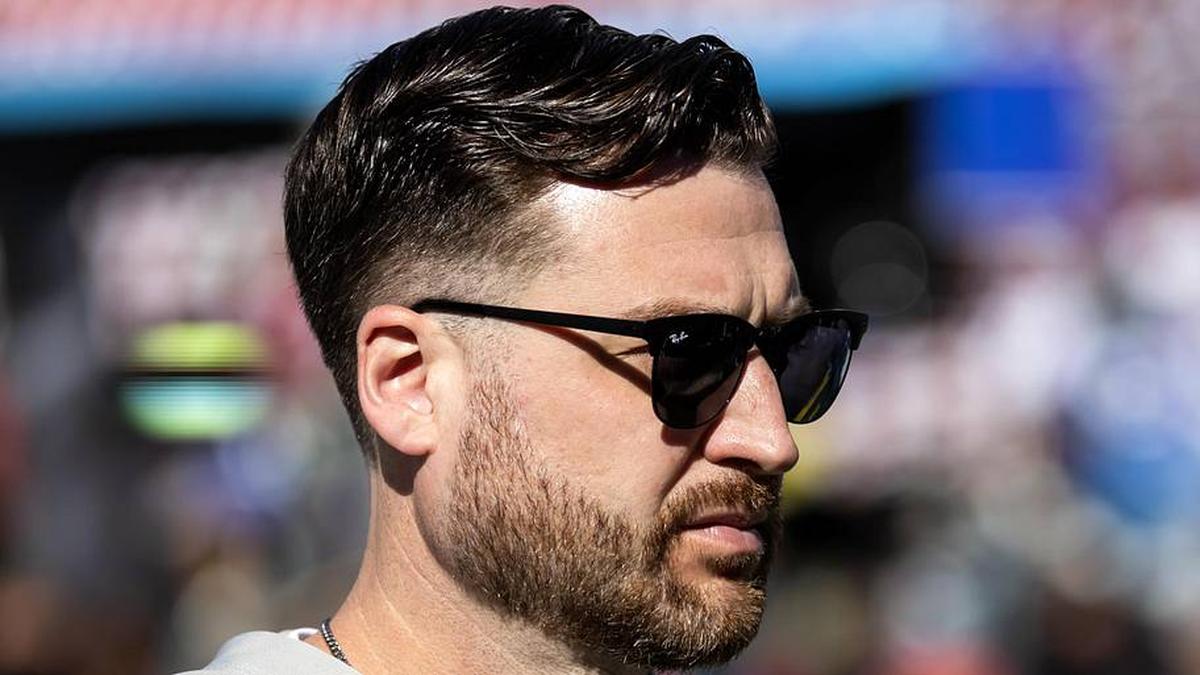  Feb 8, 2026; Santa Clara, CA, USA; Seattle Seahawks quarterbacks coach Andrew Janocko against the New England Patriots during Super Bowl LX at Levi's Stadium. Mandatory Credit: Mark J. Rebilas-Imagn Images | Mark J. Rebilas-Imagn Images 