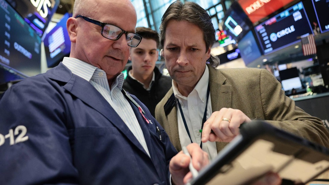 Stock Market Today (Oct. 13, 2026): Dow futures edge higher ahead of bank earnings reports 