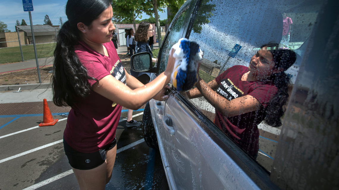 Your car could use a wash. Here are 6 tips to do it just right 