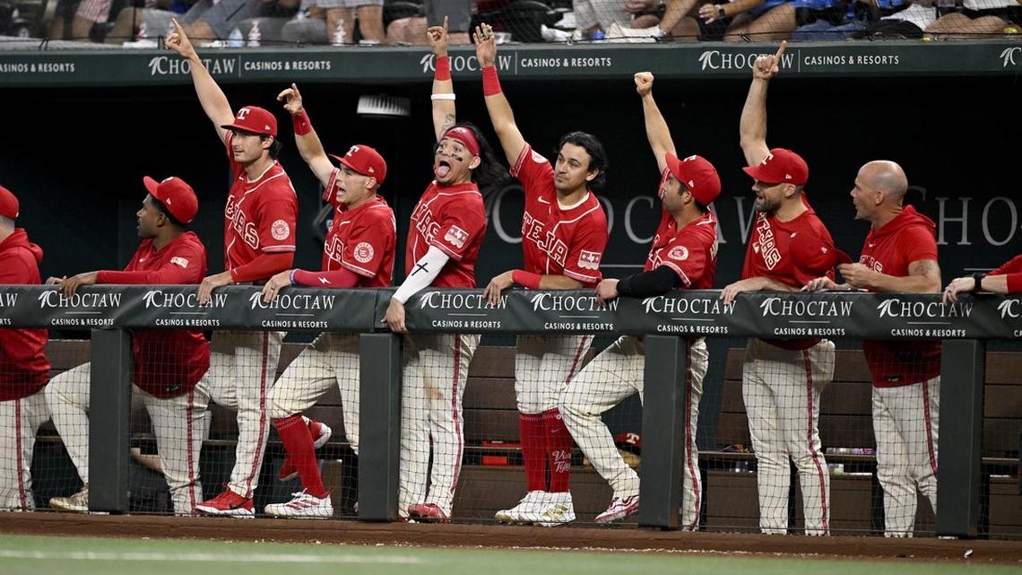 Resurgent Rangers rout struggling Royals 