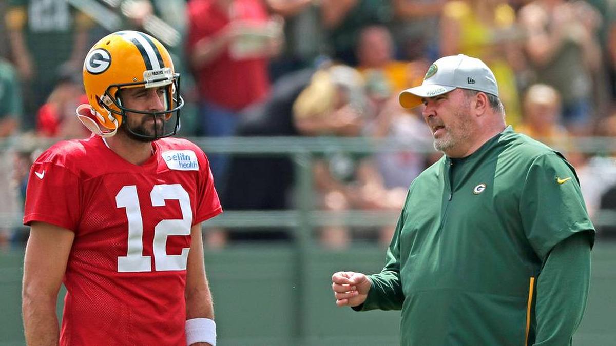  Green Bay Packers quarterback Aaron Rodgers (12) talks to head coach Mike McCarthy during training camp practice at Ray Nitschke Field on Friday, August 3, 2018 in Ashwaubenon, Wis. Adam Wesley/USA TODAY NETWORK-Wisconsin Gpg Packerscamp 080318 Abw384 | Adam Wesley/USA TODAY NETWORK-Wisconsin, USA TODAY NETWORK-Wisconsin 