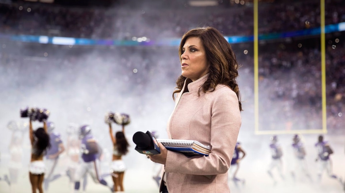 Michele Tafoya, who's running for U.S. Sen. Tina Smith's seat, photographed when she was a sports reporter in 2017. (Brian Peterson/The Minnesota Star Tribune/TNS)
