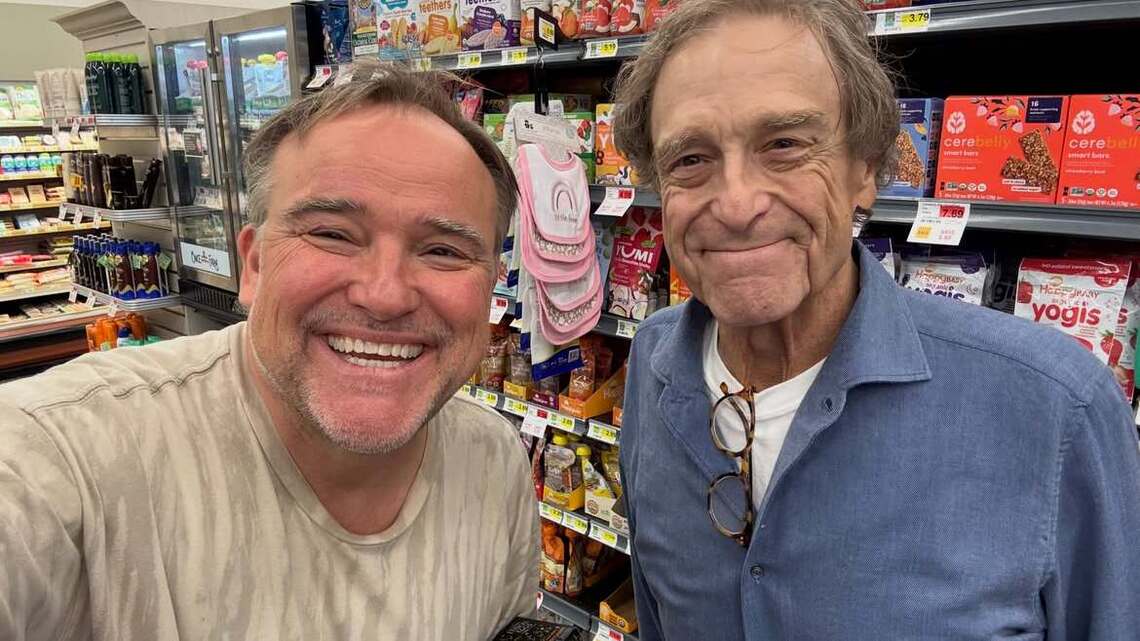 John Goodman's Dramatic Weight Loss Stuns Fans in Rare Photo: 'Unrecognizable' 