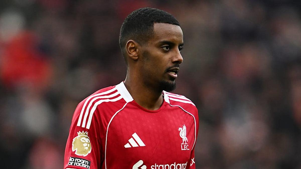  Alexander Isak is dealing with a niggle. | Liverpool FC/Getty Images 