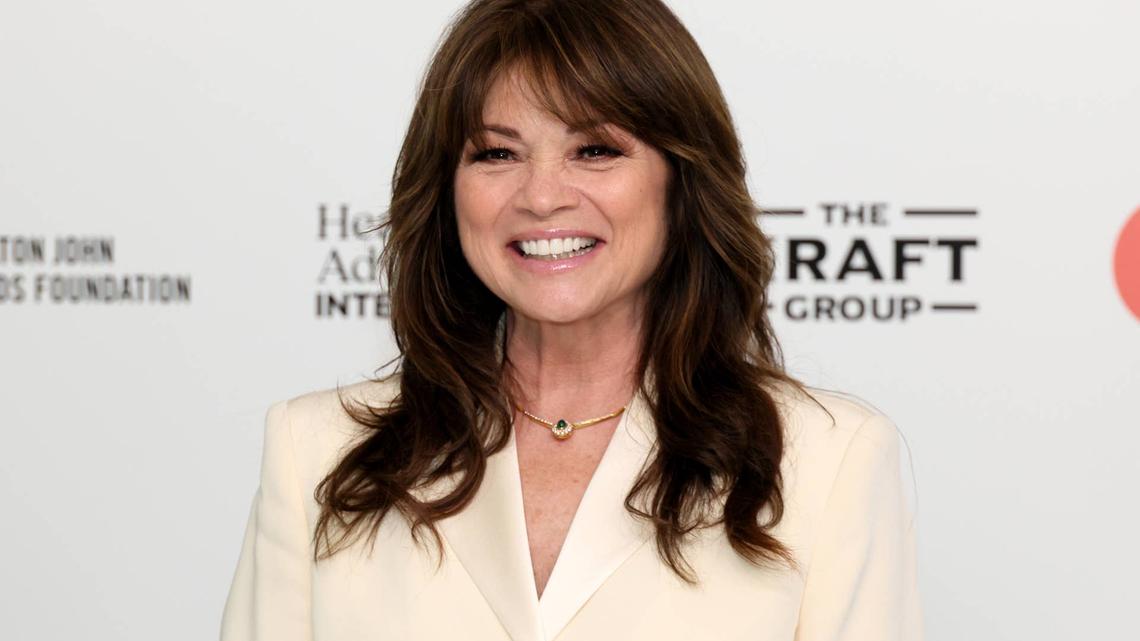 Valerie Bertinelli Posed Nude for Her New Book Cover: ‘It Was Terrifying' 
