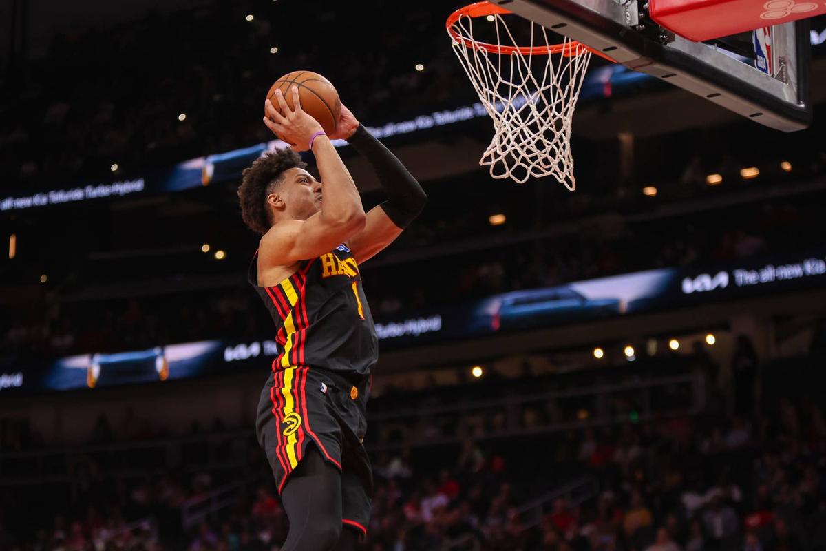 Jalen Johnson's health recovery and expanded role outlook make him a high-upside multi-category contributor for fantasy managers next season.