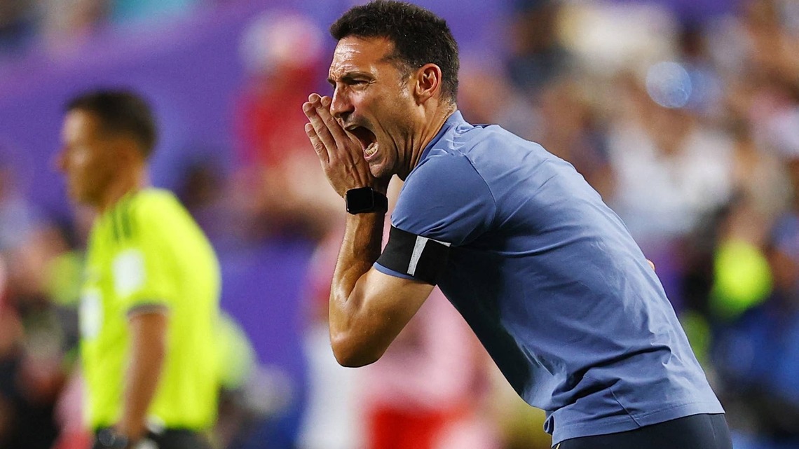 Lionel Scaloni Tests Key Tactical Change Ahead of Argentina vs England World Cup Game 