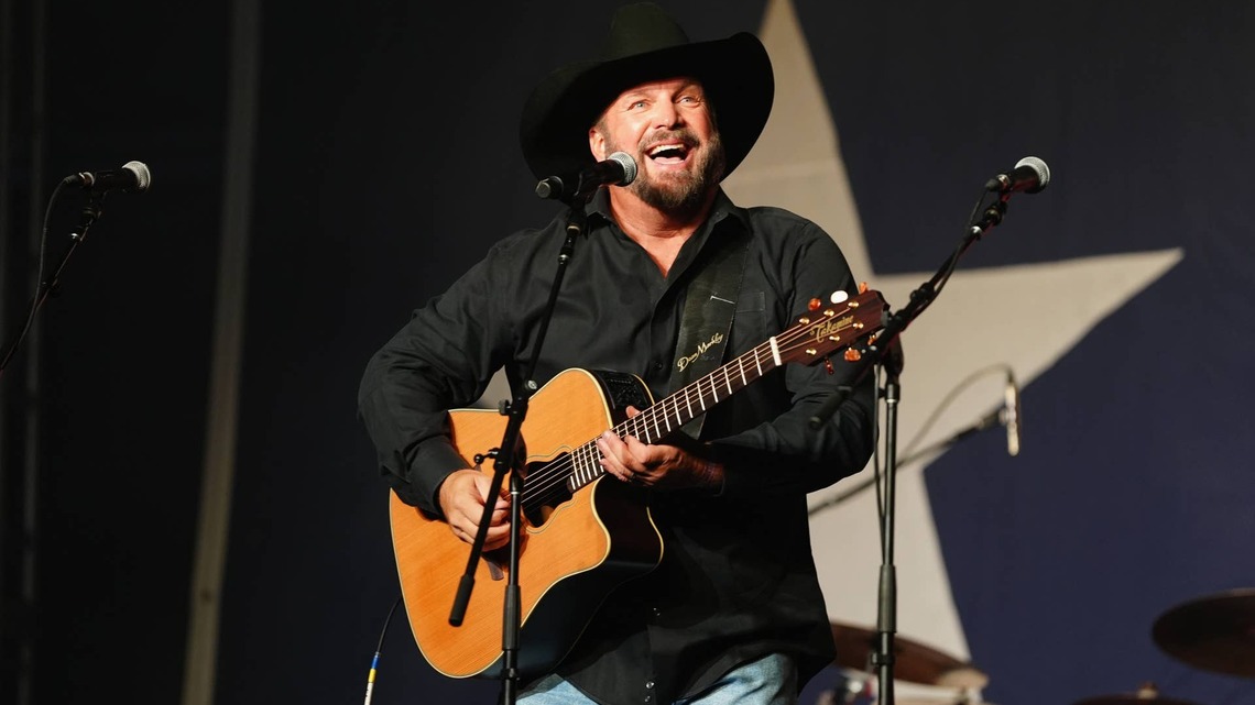 How Much Are Garth Brooks Tickets? Here's What Fans Will Pay for Upcoming Arena Tour 