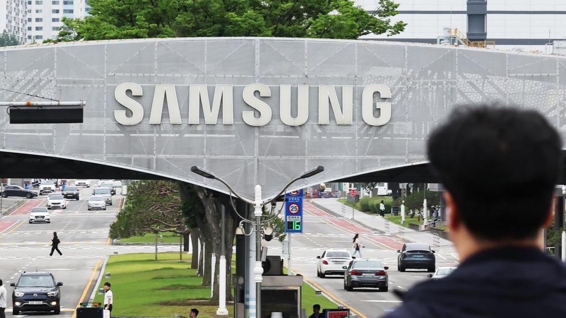 Unionized workers of Samsung Electronics vote to accept wage deal 