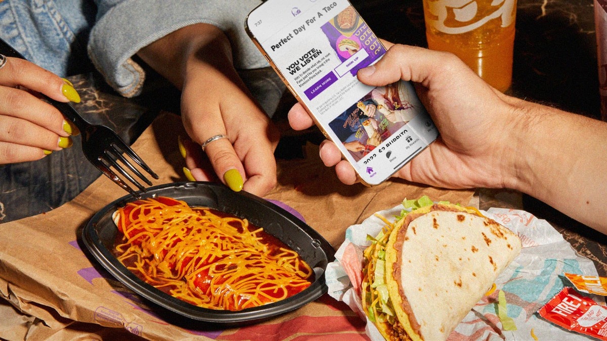  Taco Bell brings back the Enchirito 13 years after discontinuing it from its permanent menu. Image source: Taco Bell