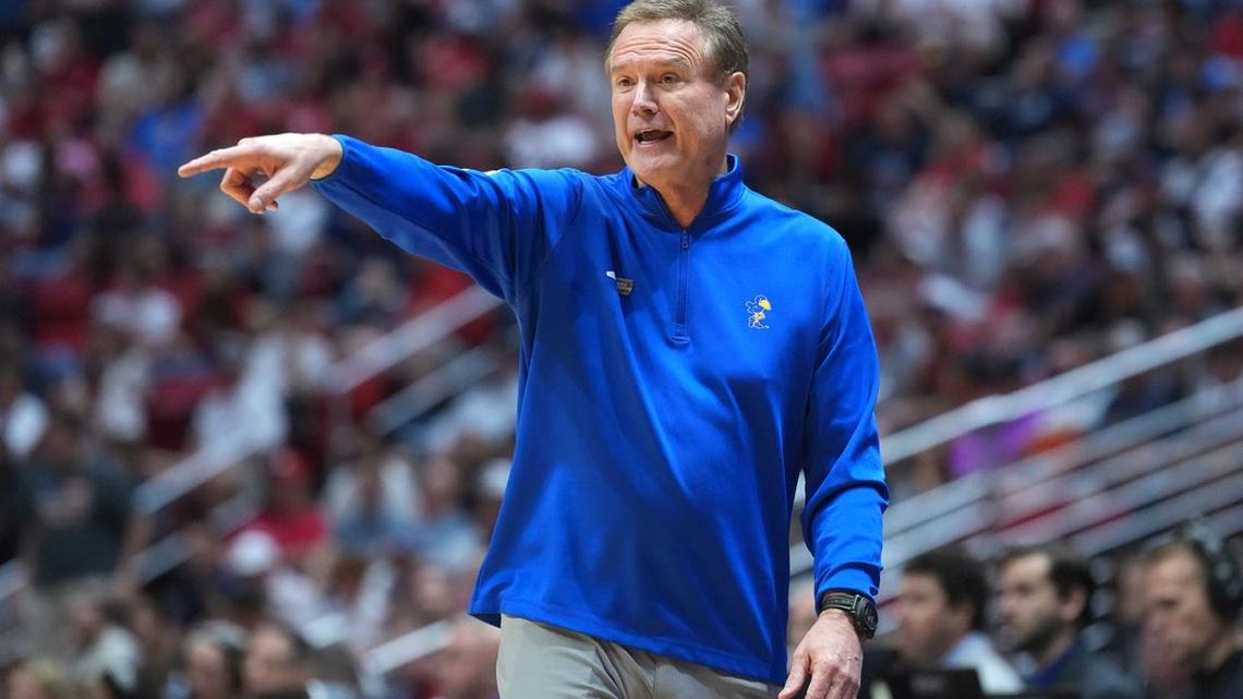Kansas coach Bill Self returning for 2026-27 season 