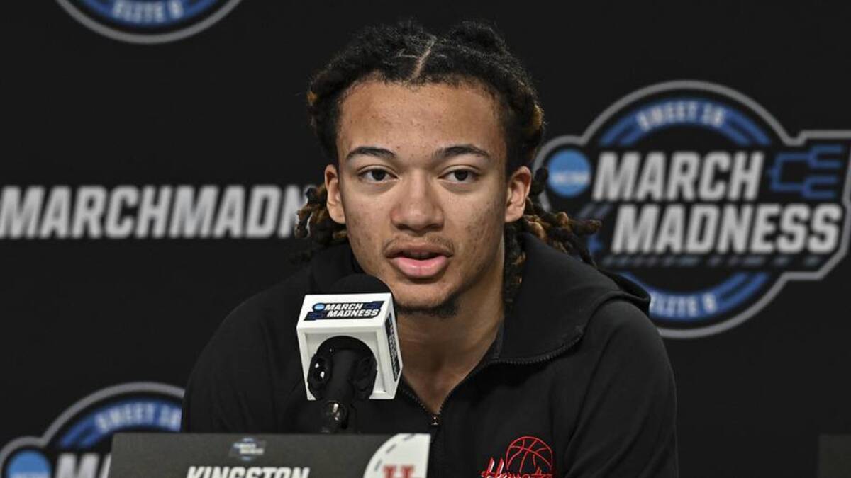  Mar 25, 2026; Houston, TX, USA; Houston Cougars guard Kingston Flemings speaks during a practice session press conference ahead of the south regional of the men's 2026 NCAA Tournament at Toyota Center. | Maria Lysaker-Imagn Images 