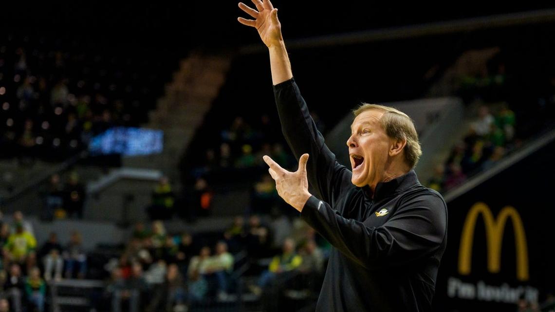 Nate Bittle's free throws cap Oregon's comeback to beat USC 
