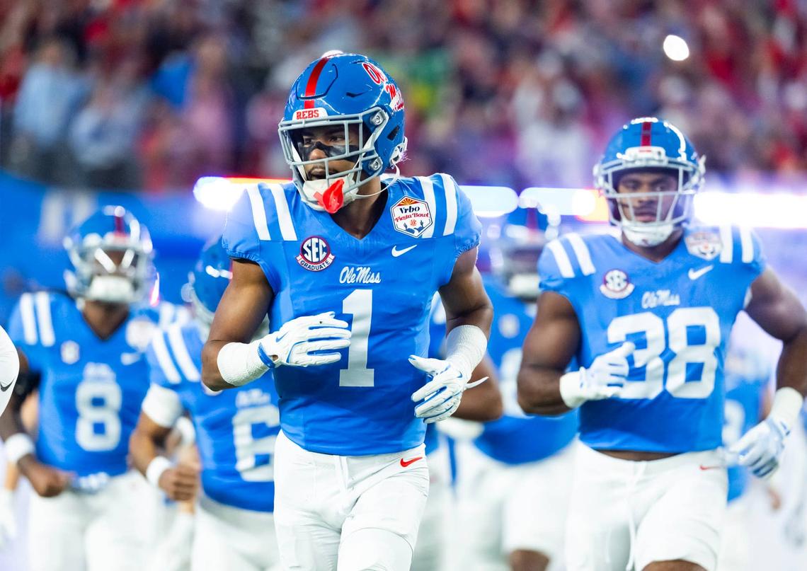  WR De'Zhaun Stribling was a surprise pick by the San Francisco 49ers at the top of the second round. (Mark J. Rebilas-Imagn Images) Mark J. Rebilas-Imagn Images