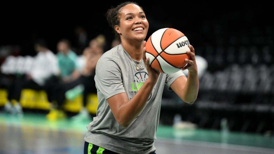 Lynx coach: Napheesa Collier on minutes restriction in debut 