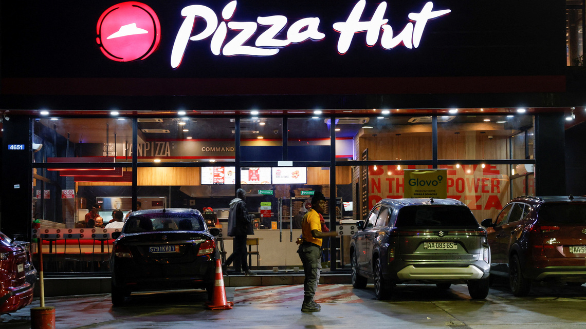 Yum says Pizza Hut CEO Aaron Powell resigns 