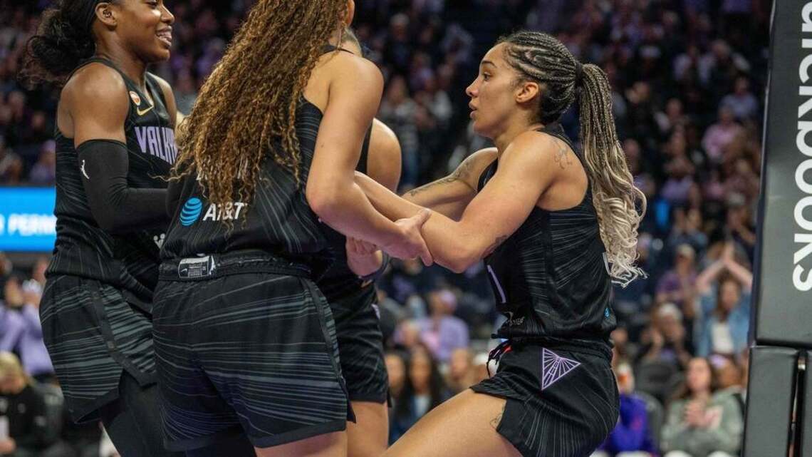 Valkyries look to ride momentum against struggling Storm 