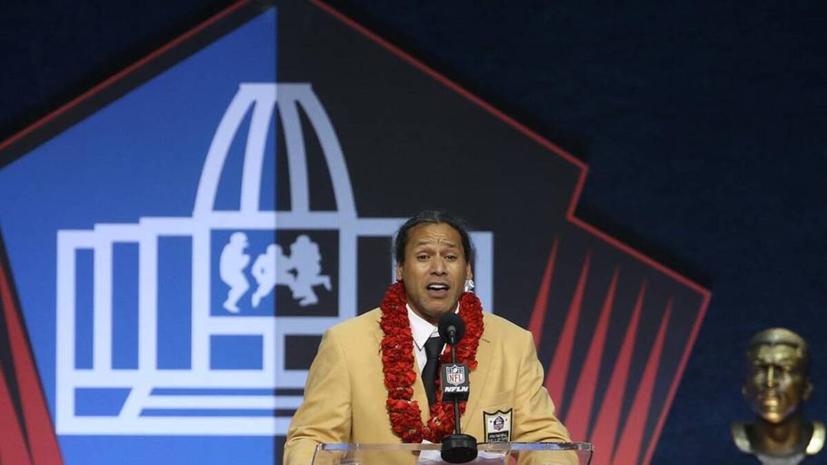  Aug 7, 2021; Canton, Ohio, USA; Class of 2020 member Troy Polamalu speaks during his Professional Football HOF enshrinement ceremonies at Tom Benson Hall of Fame Stadium. | Charles LeClaire-Imagn Images 