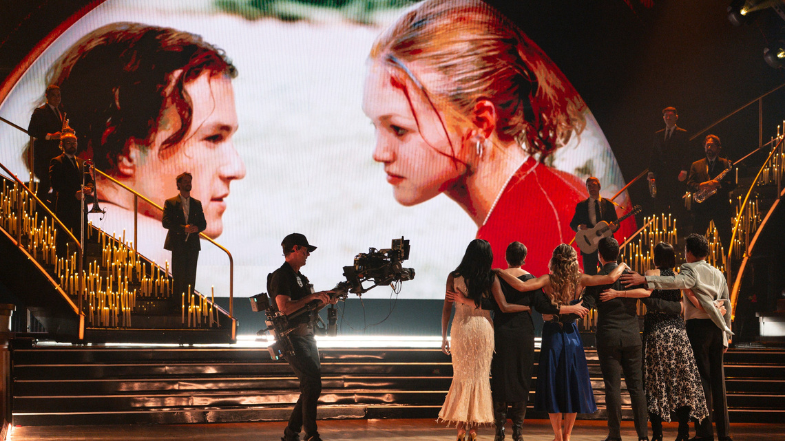 Julia Stiles honored Heath Ledger on 'DWTS' with '10 Things I Hate About You' cast 