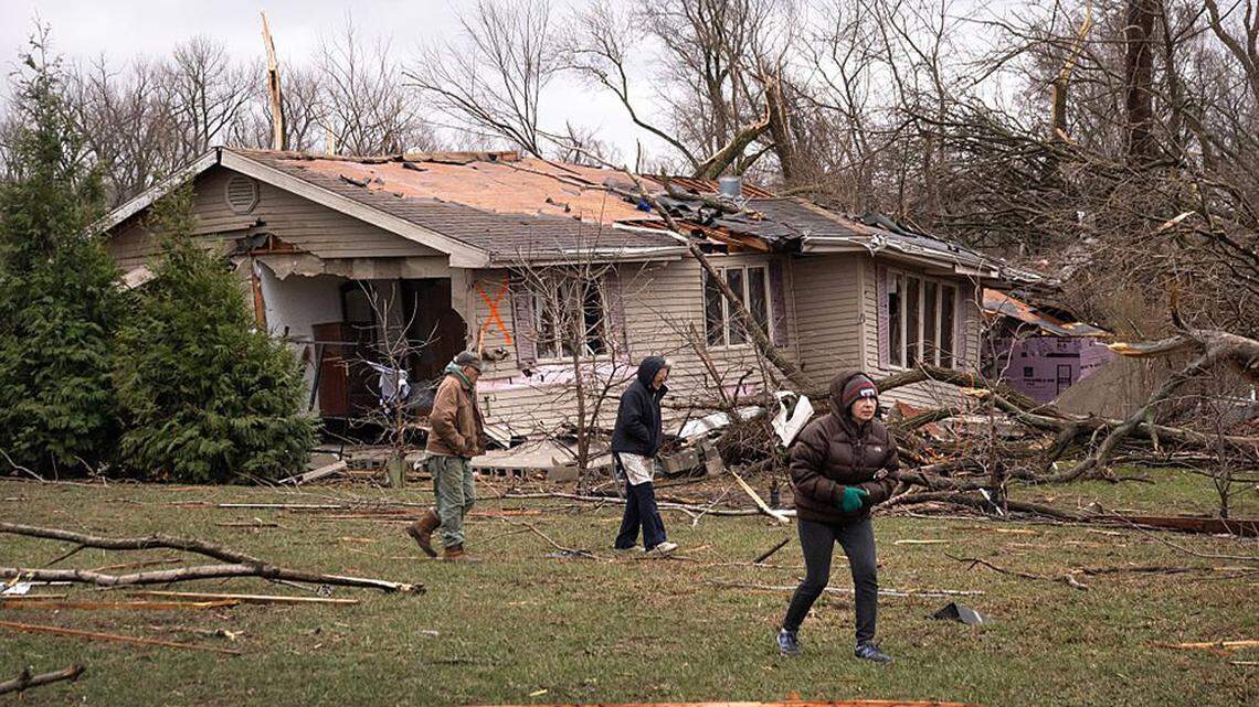‘I was there ... trying to unbury myself': Tornadoes strike Illinois and Indiana, killing 2
