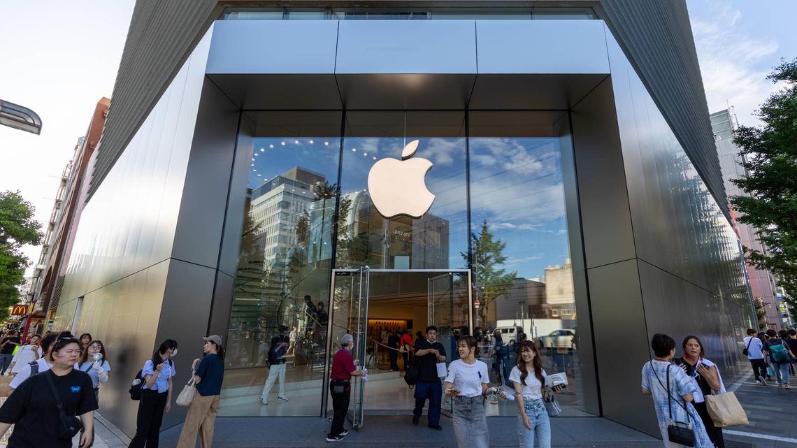 iPhone owners may get $95 for features Apple never delivered 