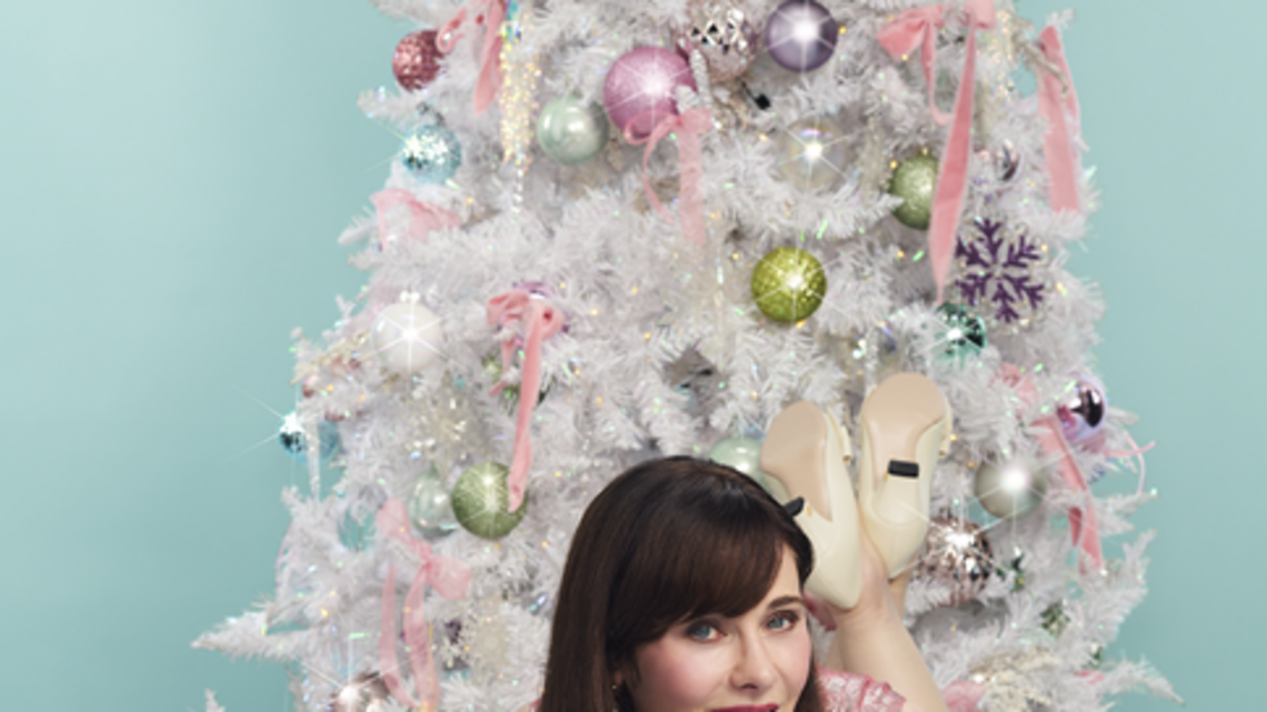 Bath & Body Works Just Revealed Its 2026 Holiday Collection With Zooey Deschanel-and a Beloved Fragrance Is Getting a Major Upgrade 