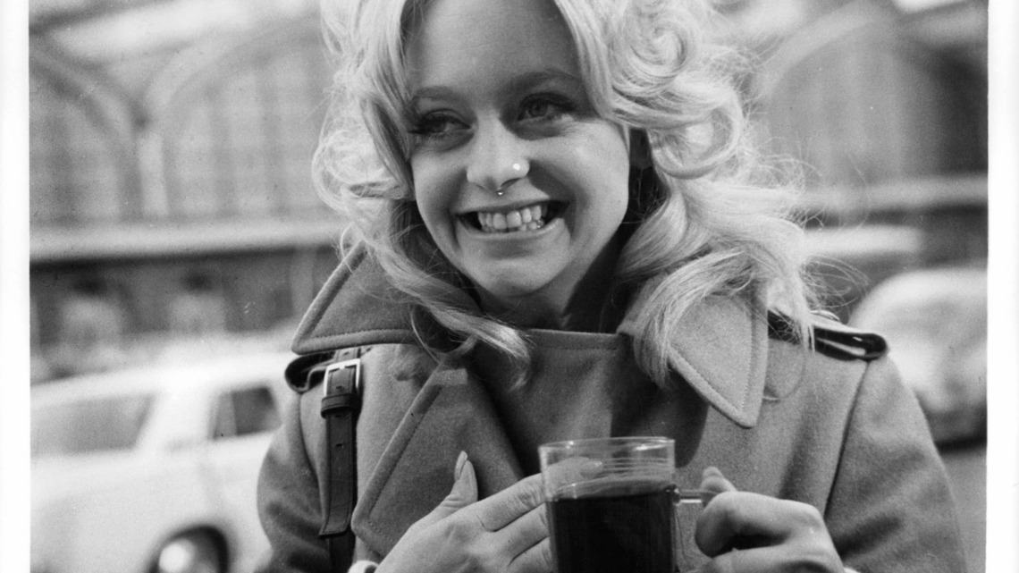 Goldie Hawn Honors 'The King of Sequins' Bob Mackie With a 1971 Photo That Proves She Was Always a Star 