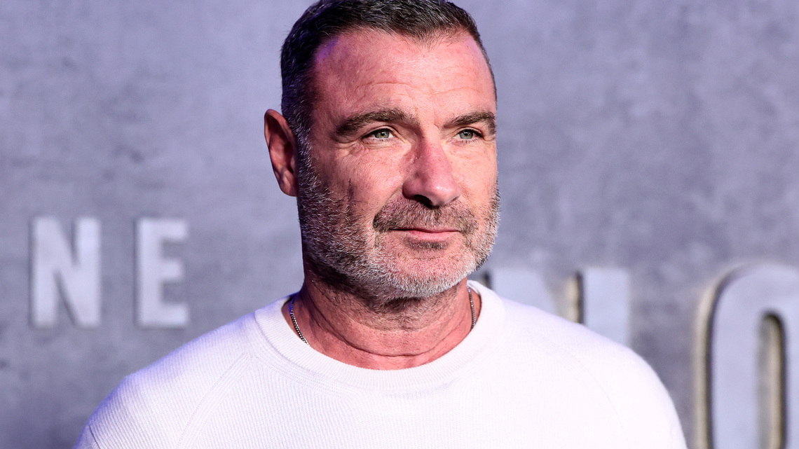 Liev Schreiber has choice words for Apple TV reporter 