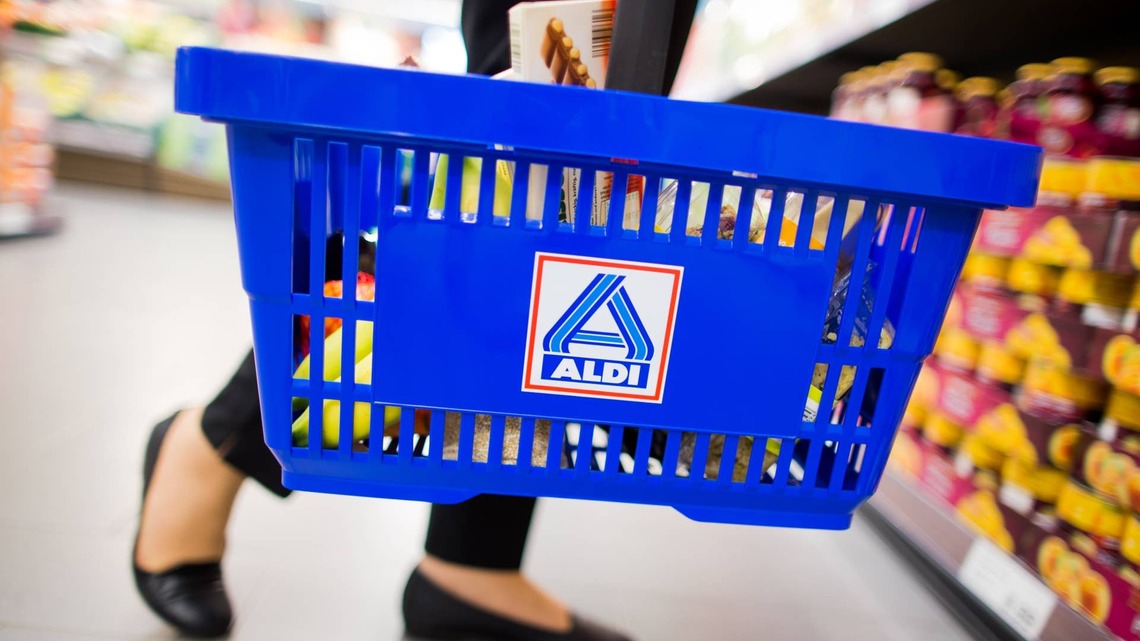 This $6 Aldi Find Is Perfect for Home Chefs Looking to Add a Touch of Christmas to the Kitchen 
