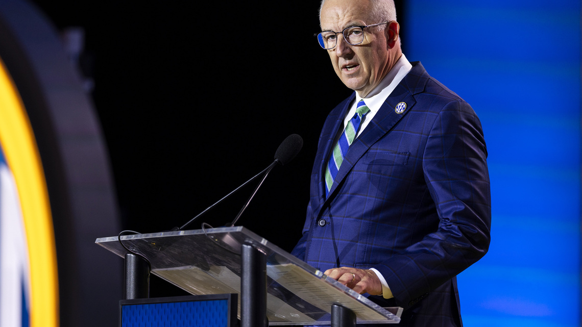 Mike Bianchi: SEC boss Greg Sankey just told Congress: Our way or the highway! 