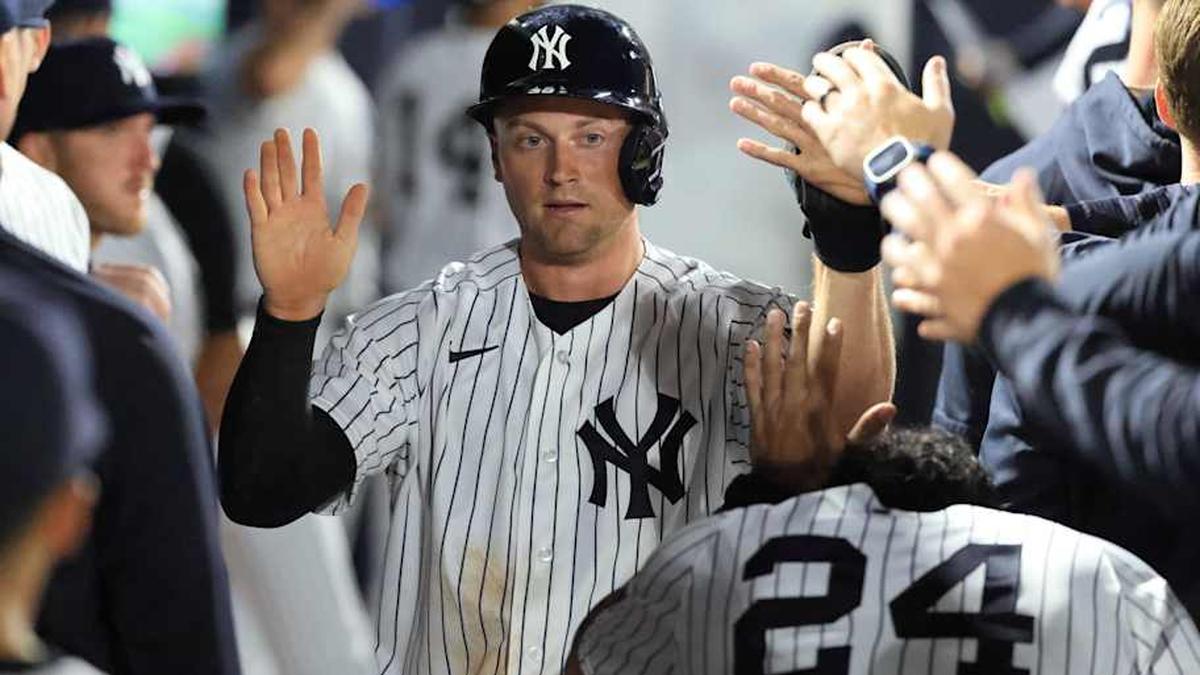  New York Yankees outfielder Max Schuemann (30) scores a run during the fourth inning against the Washington Nationals at George M. Steinbrenner Field. | Kim Klement Neitzel-Imagn Images 