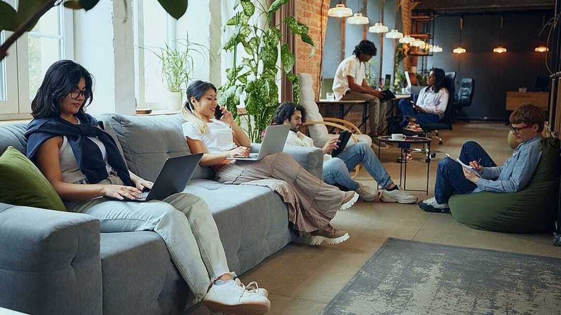 9 ways coworking spaces are rivaling private members clubs