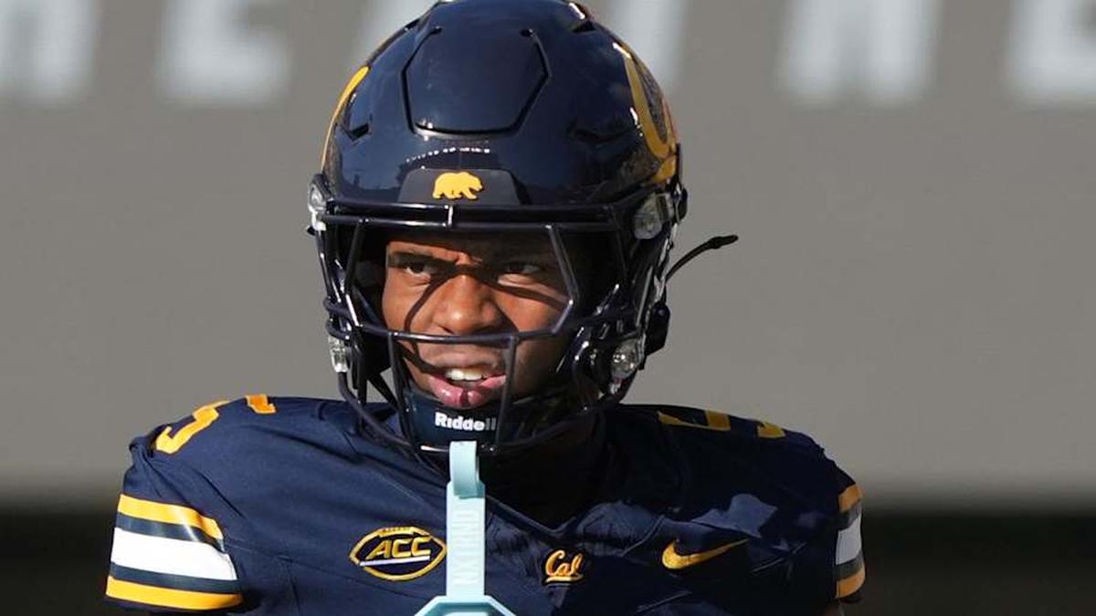  Sep 6, 2025; Berkeley, California, USA; California Golden Bears defensive back Hezekiah Masses (5) during the third quarter against the Texas Southern Tigers at California Memorial Stadium. Mandatory Credit: Darren Yamashita-Imagn Images | Darren Yamashita-Imagn Images 