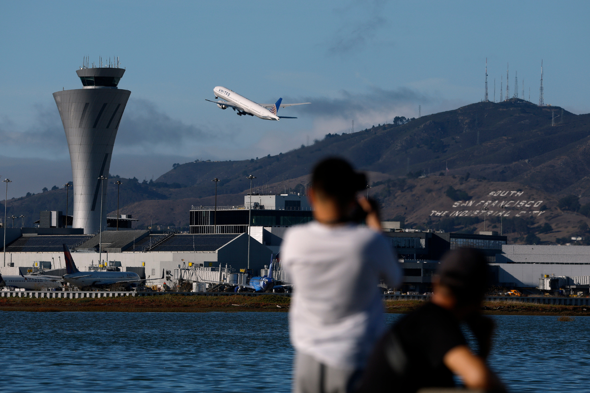  A United Airlines plane takes off from San Francisco International Airport (SFO) on November 07, 2025 in San Francisco, California. 