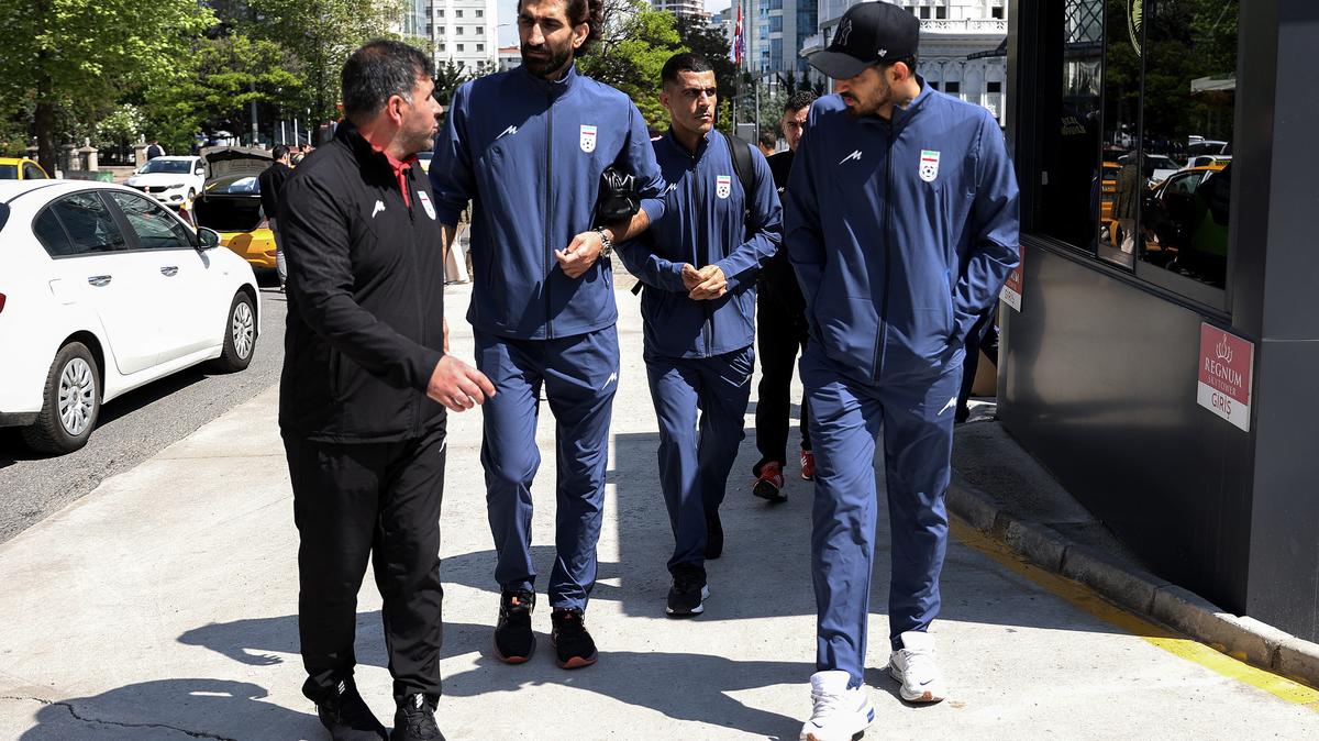 Iran's Alireza Beiranvand, Ali Nemati and staff arrive at the Canada embassy for VISA procedures ahead of the World Cup REUTERS/Efekan Akyuz