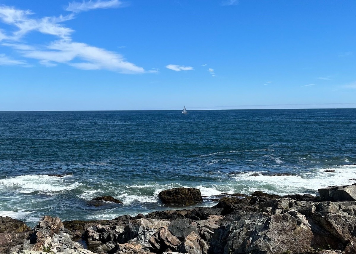  Marginal Way offers perfectly picturesque views of the ocean. Don't miss this scenic walk in Ogunquit on your weekend getaway! Photo credit: Nasreen Stump 