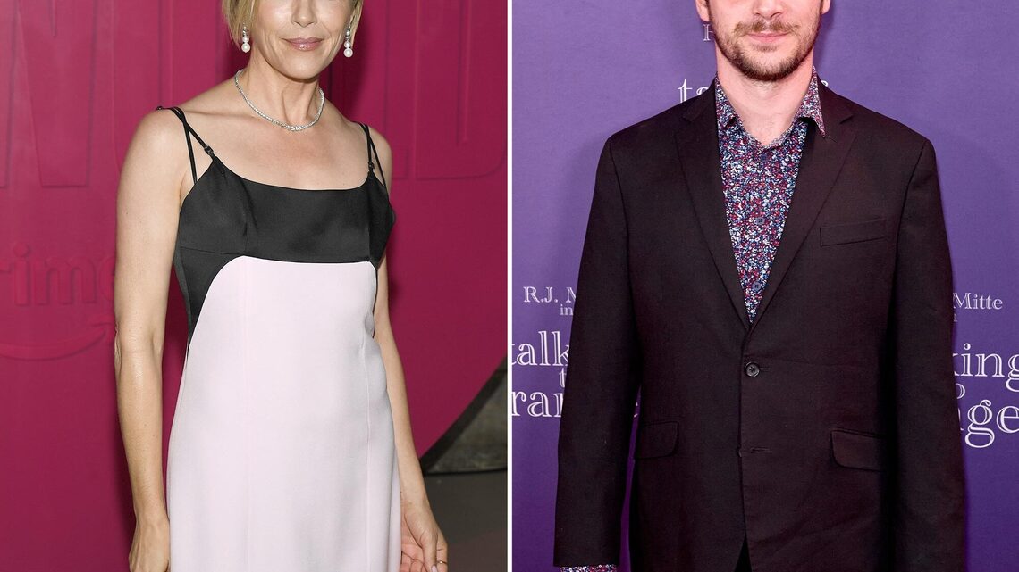 Selma Blair Addresses Plane Incident, RJ Mitte Funeral and More Top Us Stories 