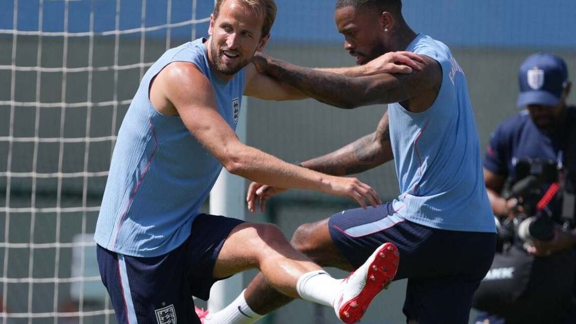 Heavily favored England expect DR Congo's best in their knockout debut 