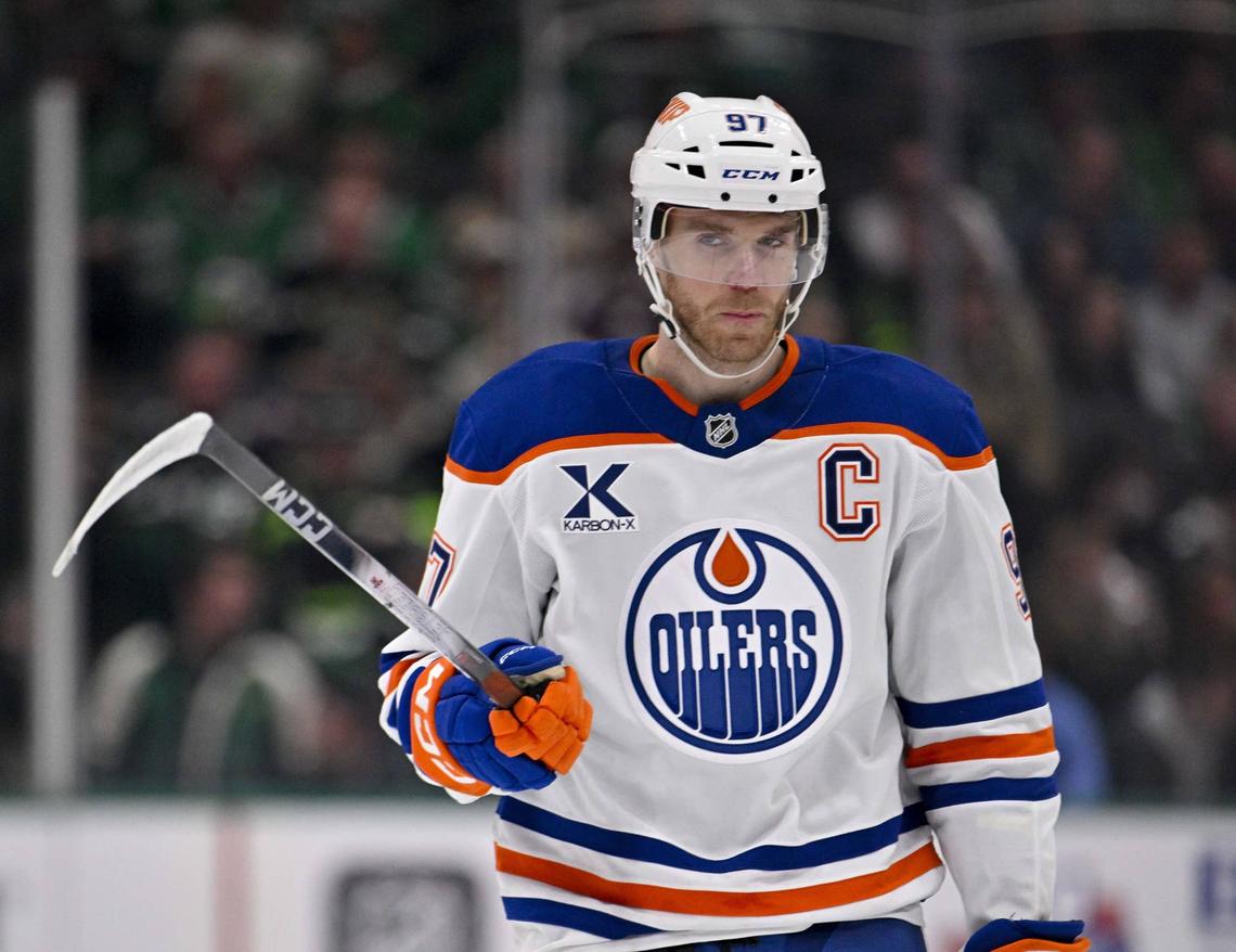  Edmonton Oilers center Connor McDavid (97) looks on at the American Airlines Center. Jerome Miron-Imagn Images