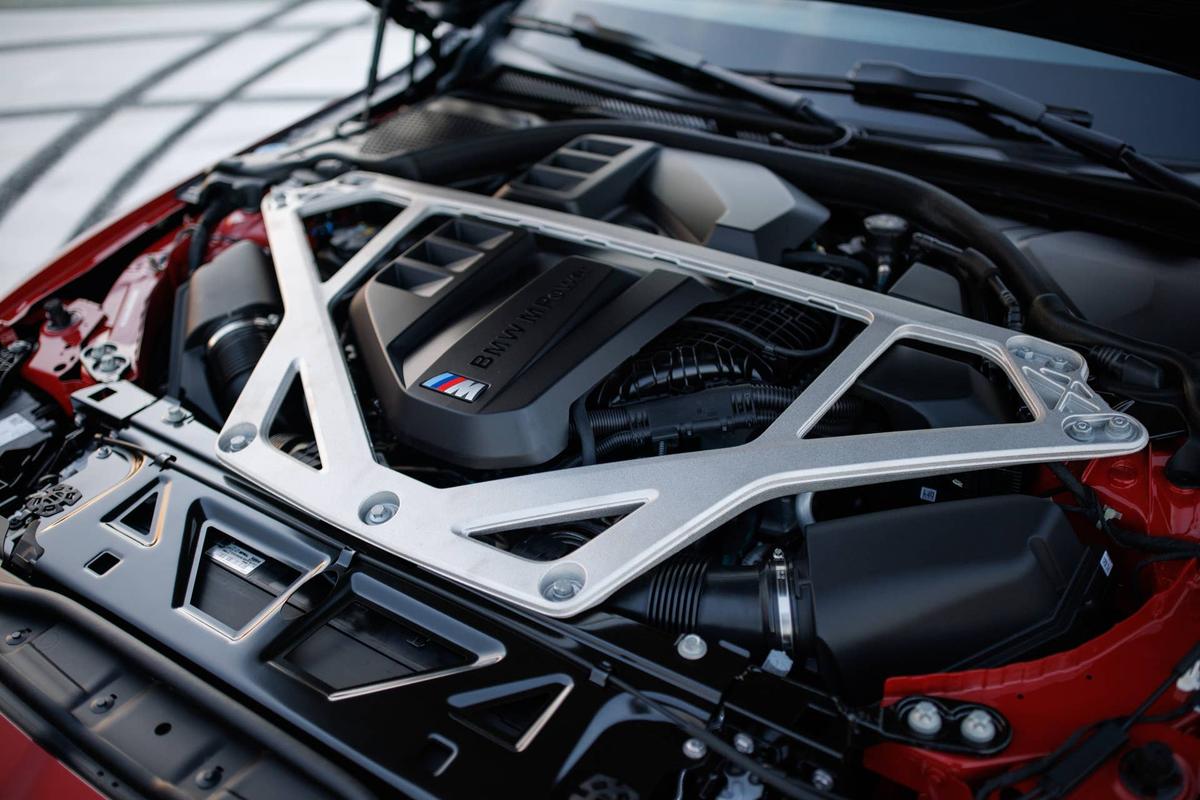  BMW M3 CS Handschalter