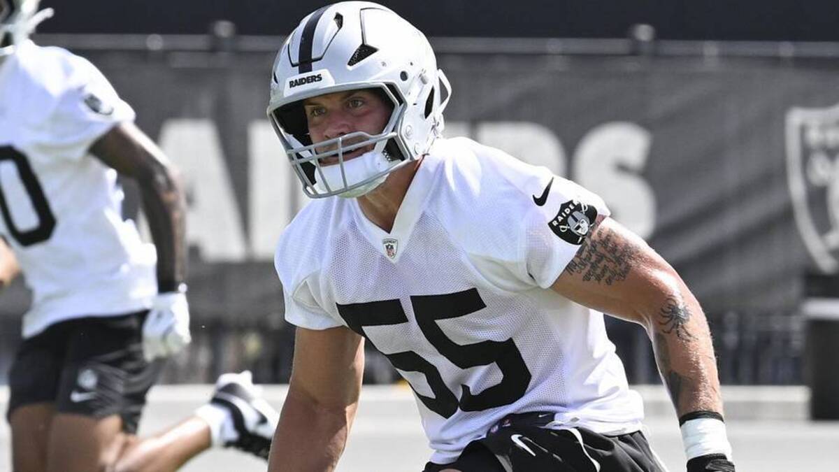  Jun 3, 2026; Henderson, NV, USA; Las Vegas Raiders linebacker Cody Lindenberg (55) runs a drill during organized team activities at Intermountain Health Performance Center. Mandatory Credit: Candice Ward-Imagn Images | Candice Ward-Imagn Images 