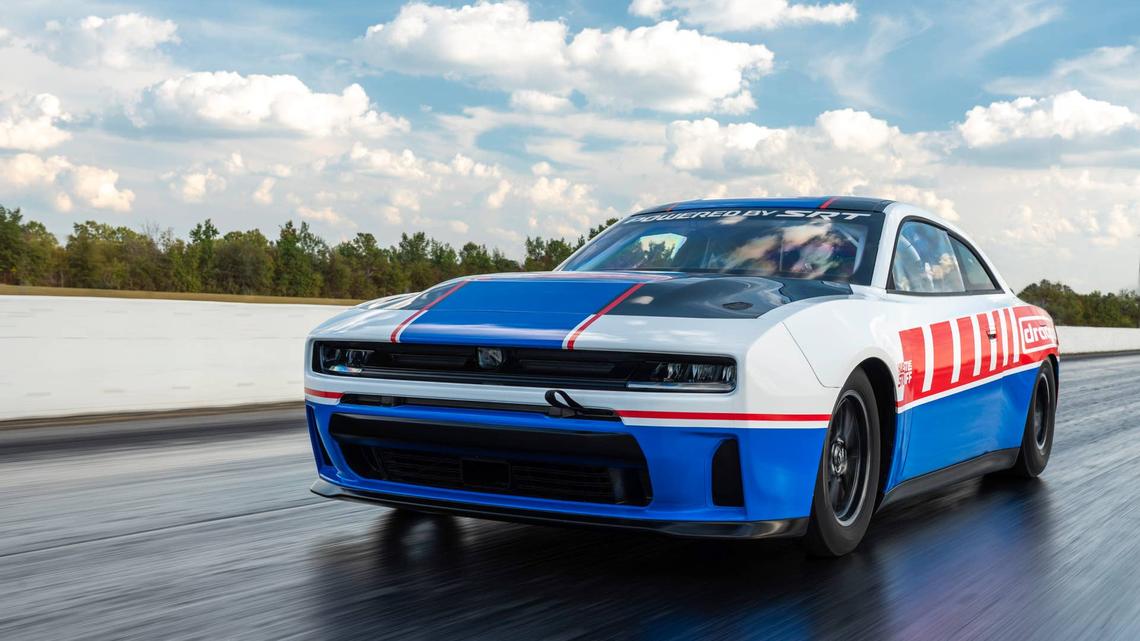 Dodge Charger Hellcat Is Coming Back With Over 700 HP 