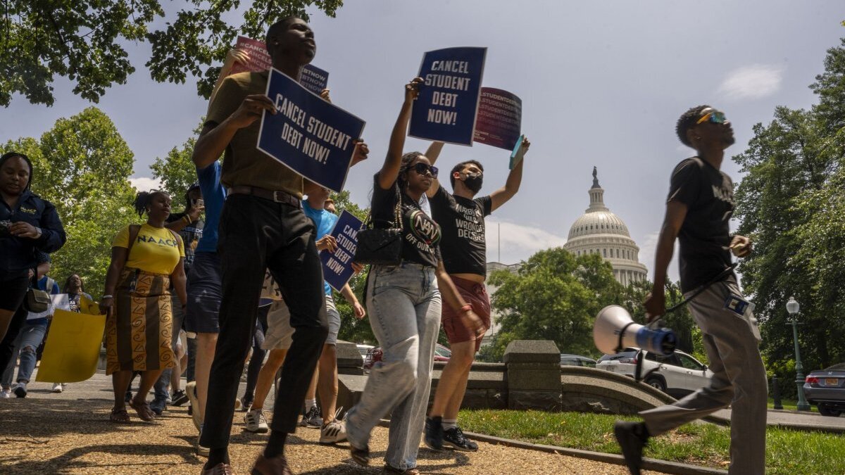 Ohio faces student loan rule changes under the One Big Beautiful Bill — average debt $35,072, new graduate caps, SAVE phaseout and repayment plan shifts.